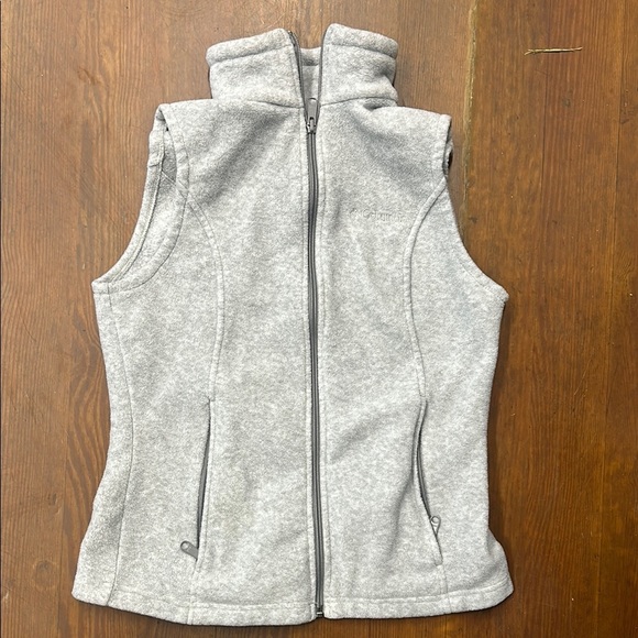 Columbia Jackets & Blazers - Columbia- Gray Fleece Zip-Up Vest